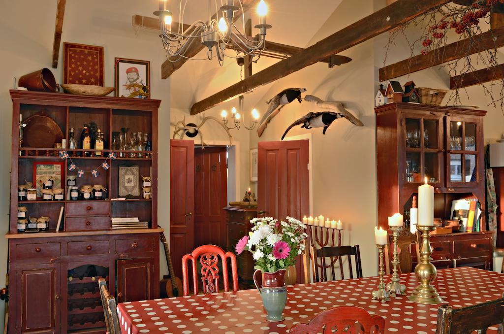 Hrifunes Guesthouse Extérieur photo